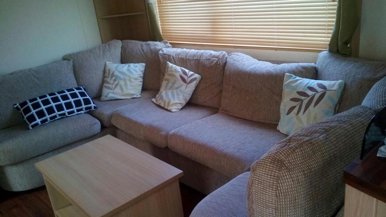 3 Bedroom 2 Bathroom Prestige Caravan Presthaven Sands Talacre Exteriér fotografie